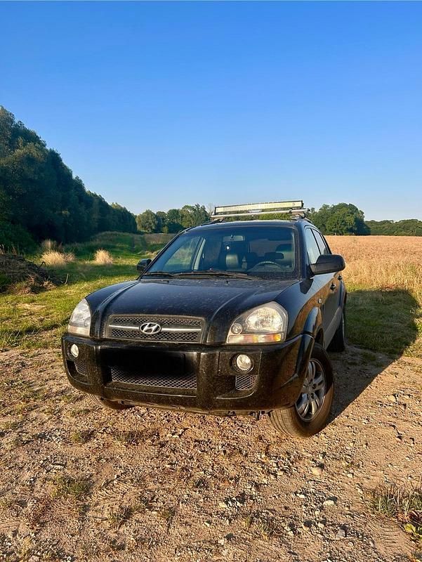 Schwarz Gebraucht 2006 Hyundai Tucson Team SUV | 5.500 € (Etwas zu teuer) - Bild 1/4