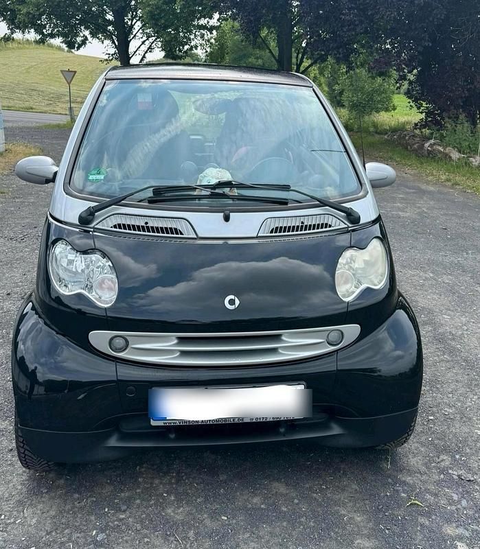 Silber Gebraucht 2003 Smart ForTwo Coupé Kleinwagen | 4.099 € (Teuer) - Bild 1/4