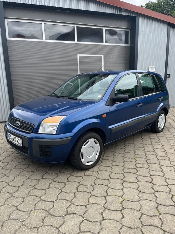 Blau Gebraucht 2008 Ford Fusion Ambiente Limousine | 2.500 € (Fairer Preis) - Bild 1/4