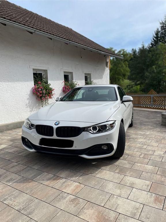 Weiß Gebraucht 2016 BMW 420 Sport Line Cabrio | 22.500 € (Etwas zu teuer) - Bild 1/4