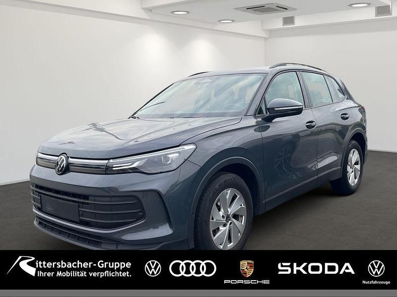 Delfingrau metallic Gebraucht 2025 VW Tiguan SUV | 33.880 € (Superpreis) - Bild 1/4