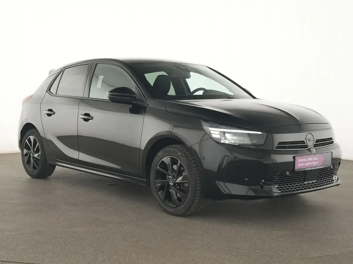 Gebraucht Opel Corsa 131 PS (96 kW) 2024 Lackierung schwarz Kleinwagen