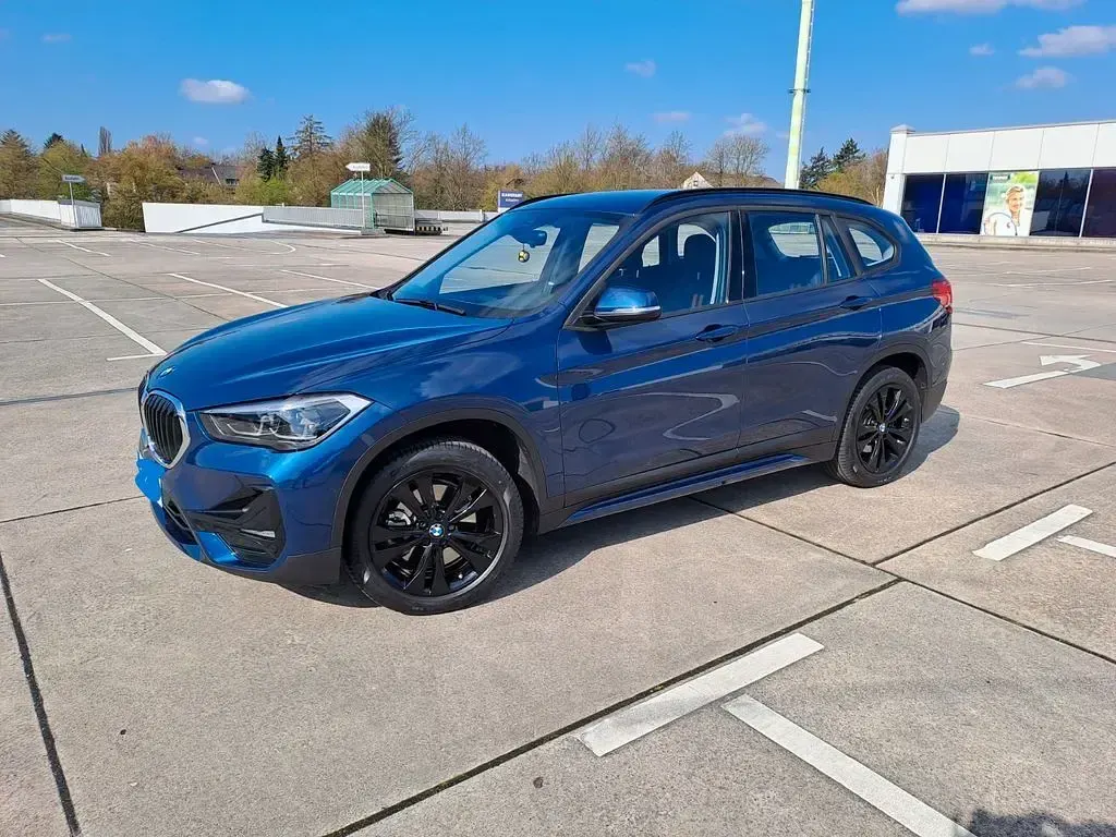 Gebraucht BMW X1 Sport Line 190 PS (139 kW) 2021 Blau SUV