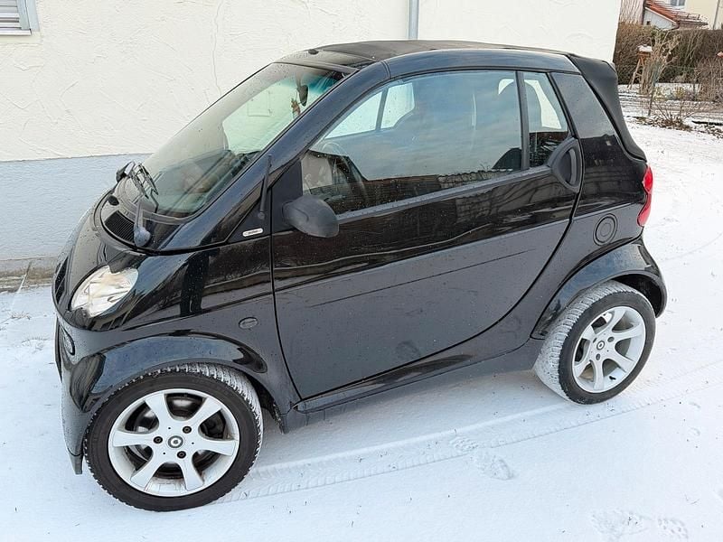 Schwarz Gebraucht 2005 Smart ForTwo Cabrio Pulse Cabrio | 1.000 € (Superpreis) - Bild 1/4