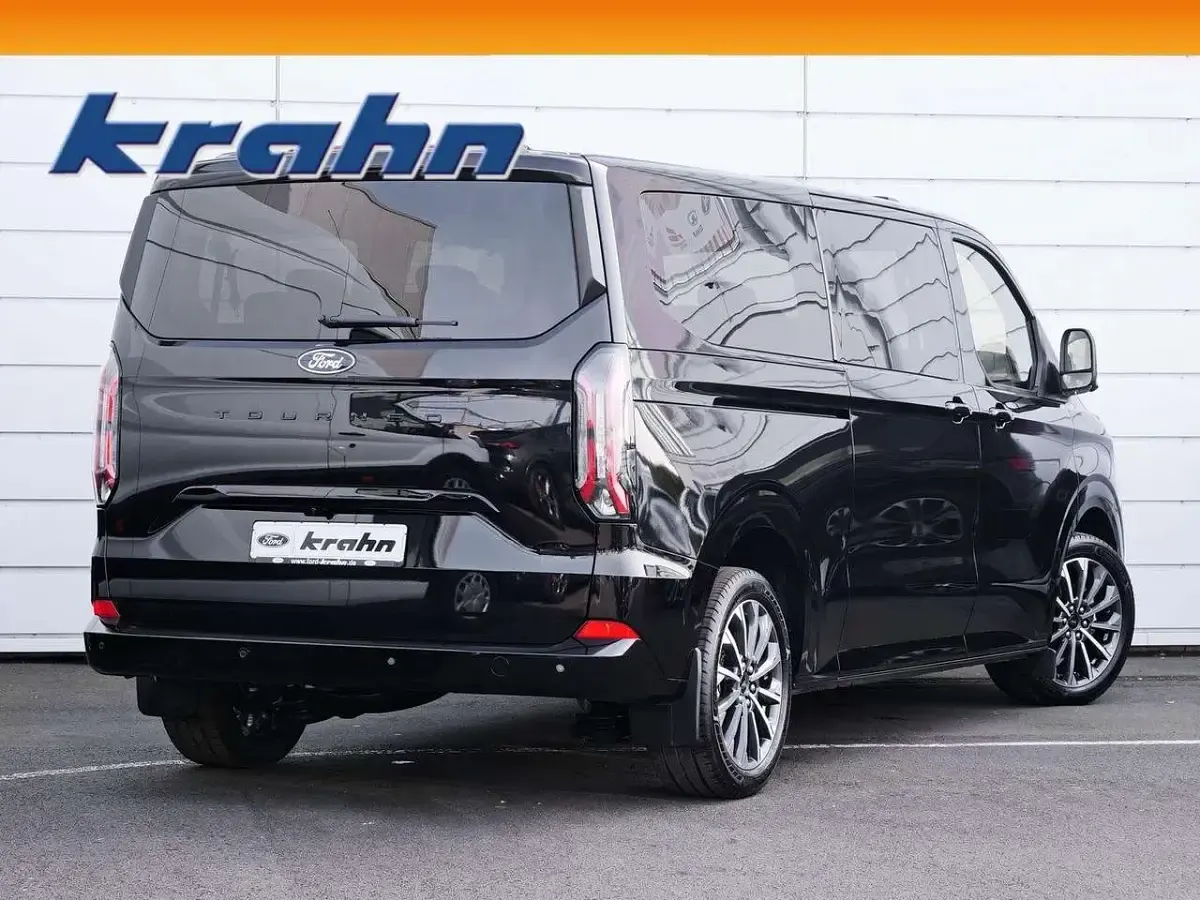 Neu Ford Tourneo Titanium X 170 PS (125 kW) 2025 Schwarz Van / Kleinbus