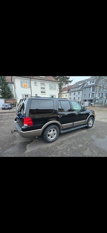 Second-hand Ford Expedition 242 CP (177 kW) 2004 Negru SUV