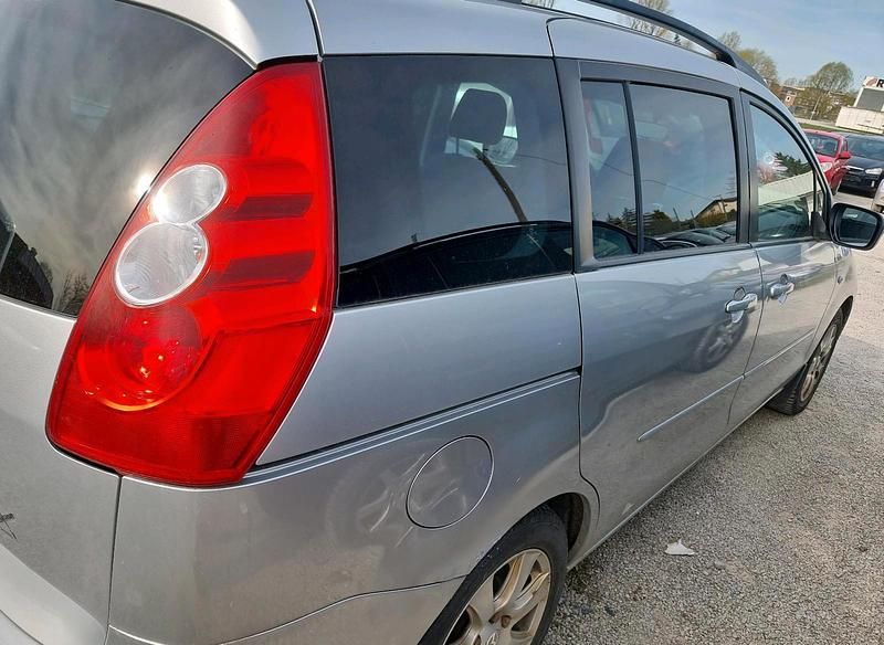 Gebraucht Mazda 5 145 PS (106 kW) 2007 Silber Van / Kleinbus