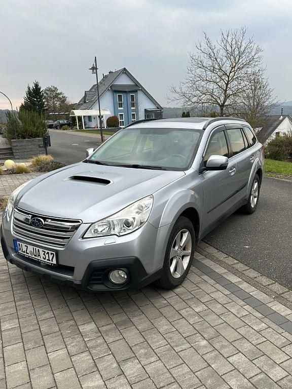 Gebraucht Subaru Outback Comfort 150 PS (110 kW) 2014 Grau Kombi