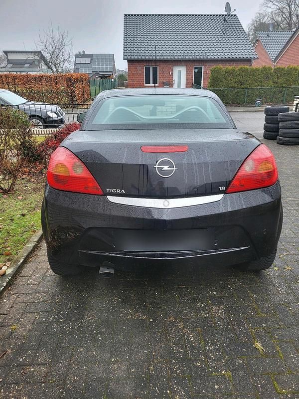 Gebraucht Opel Tigra 125 PS (91 kW) 2007 Schwarz Cabrio