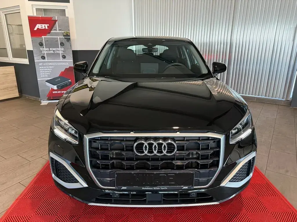 Gebraucht Audi Q2 Advanced 150 PS (110 kW) 2024 Schwarz SUV