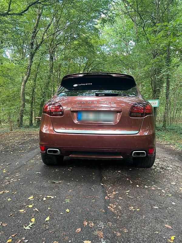 Gebraucht Porsche Cayenne 245 PS (180 kW) 2012 Rot SUV