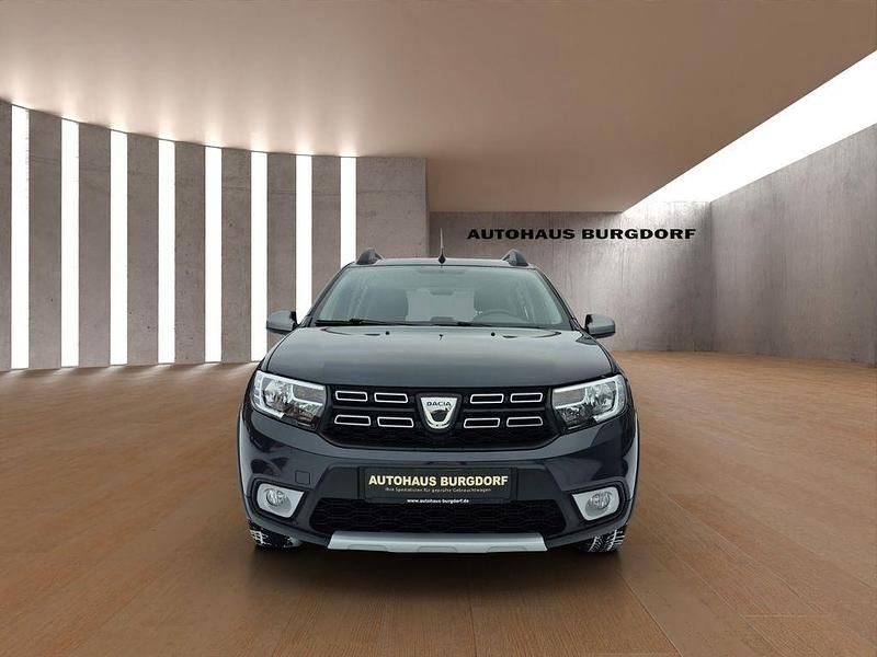 Gebraucht Dacia Sandero Prestige 90 PS (66 kW) 2019 Grau Limousine