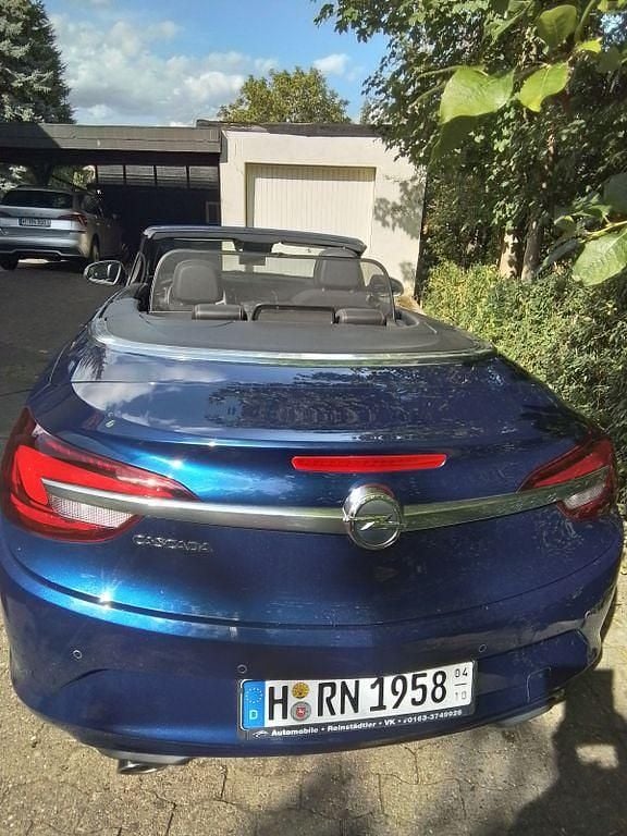 Gebraucht Opel Cascada Innovation 140 PS (102 kW) 2013 Blau Cabrio