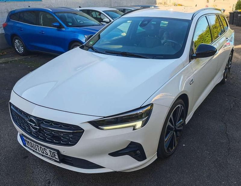Gebraucht Opel Insignia Ultimate 174 PS (127 kW) 2022 White jade Kombi