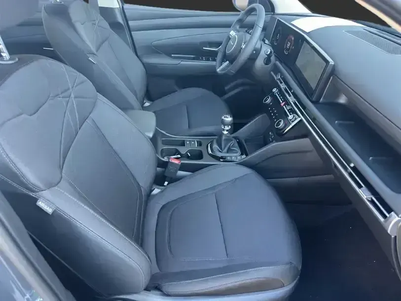 Neu Hyundai Tucson Comfort 150 PS (110 kW) 2026 Grau SUV