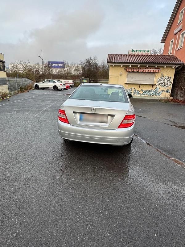 Gebraucht Mercedes C180 156 PS (114 kW) 2007 Grau Limousine