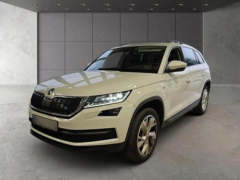 Weiß Gebraucht 2020 Skoda Kodiaq Soleil SUV | 28.680 € (Guter Preis) - Bild 1/4