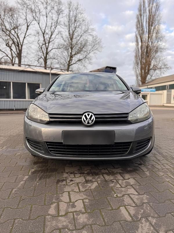 Gebraucht VW Golf VI 80 PS (58 kW) 2010 Grau Kleinwagen