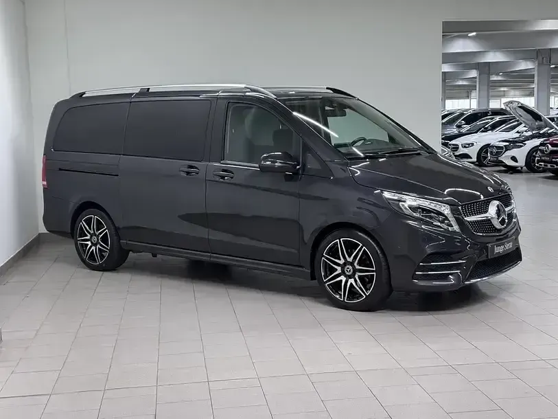 Gebraucht Mercedes V300 AMG 237 PS (174 kW) 2022 Graphitgrau Van / Kleinbus