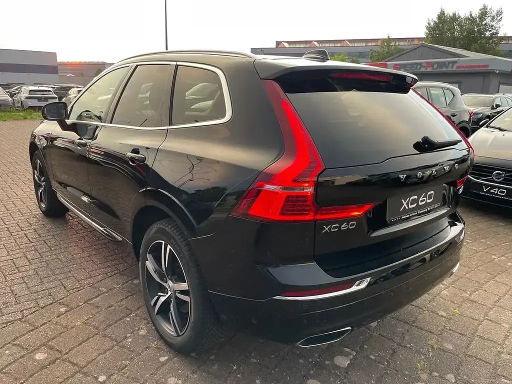 Gebraucht Volvo XC60 Inscription 197 PS (144 kW) 2020 Schwarz SUV
