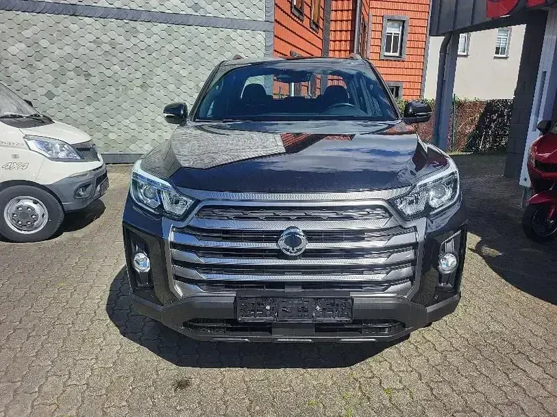 Gebraucht SsangYong Musso Quartz 203 PS (149 kW) 2024 Spaceblack metallic SUV