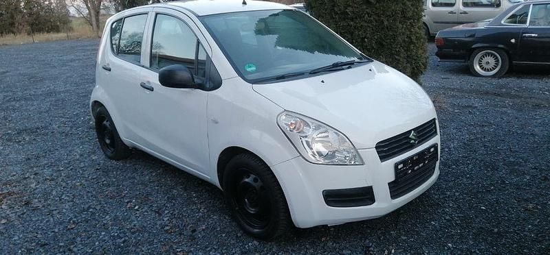 Weiß Gebraucht 2010 Suzuki Splash Basic Kleinwagen | 1.300 € (Superpreis) - Bild 1/4
