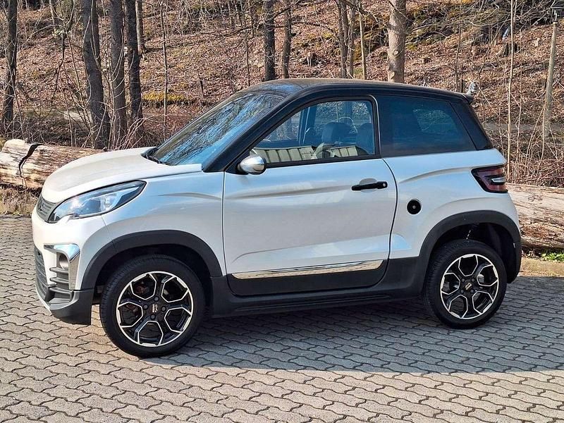 Gebraucht Ligier JS60 2021 Perlmuttweiß Kleinwagen