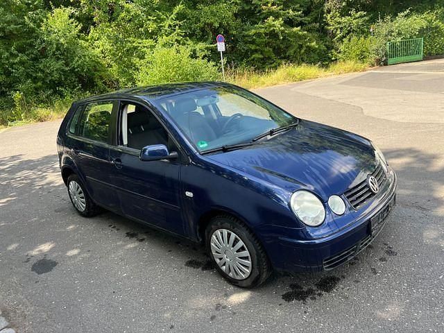 Blau Gebraucht 2005 VW Polo Cricket Kleinwagen | 1.790 € (Fairer Preis) - Bild 1/4