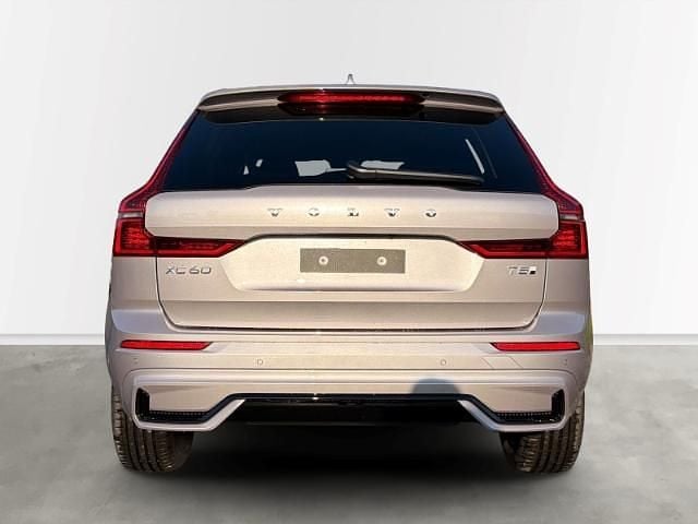 Neu Volvo XC60 Plus 455 PS (334 kW) 2025 Silber SUV