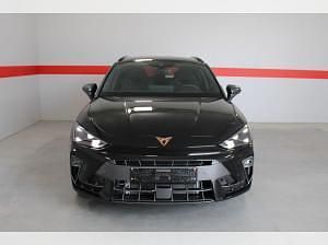 Neu Cupra Leon 204 PS (150 kW) 2025 Schwarz (schwarzmetallic) Kombi