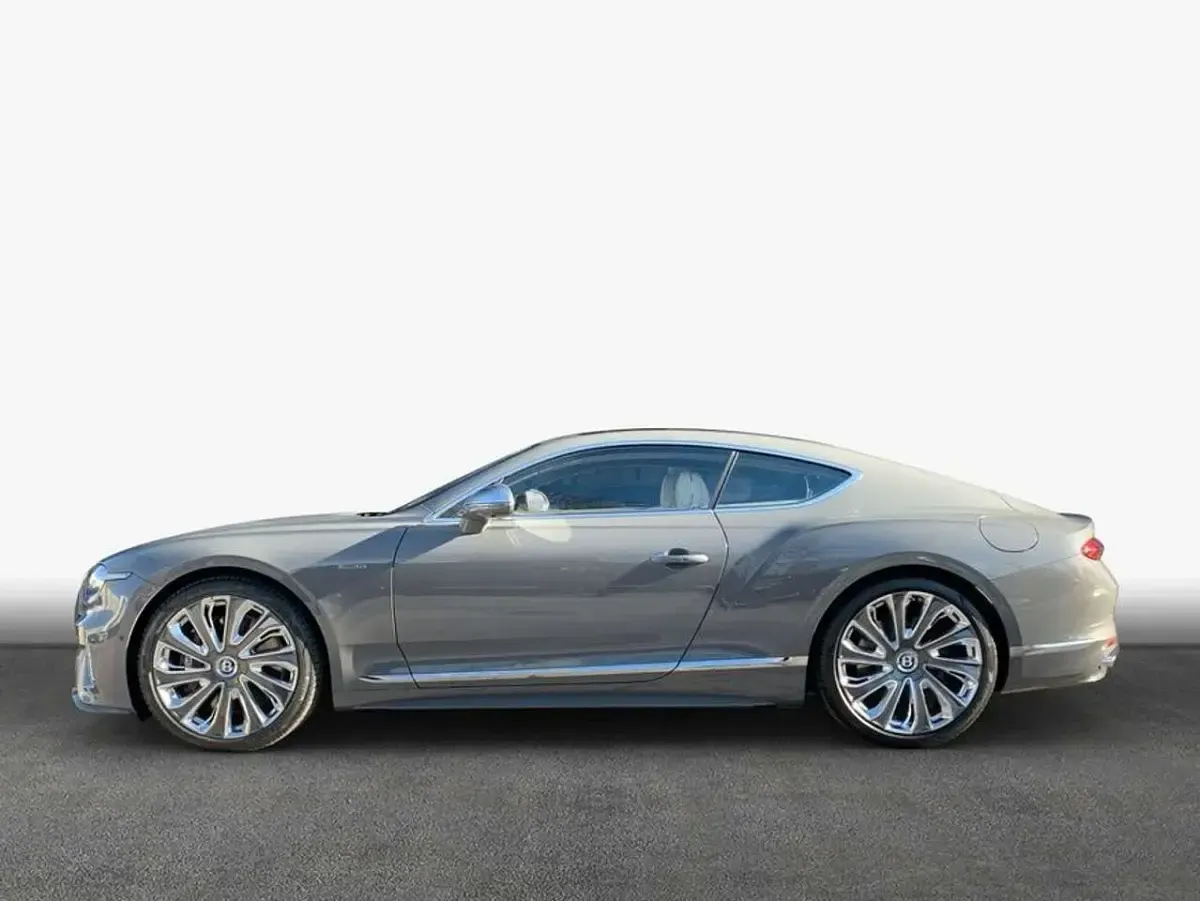 Neu Bentley Continental Mulliner 782 PS (575 kW) 2026 Grau Coupé