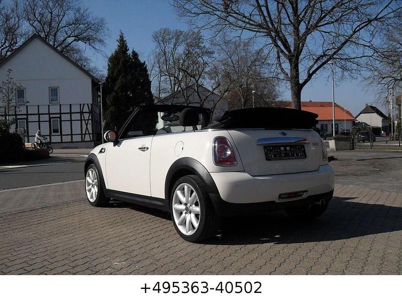 Gebraucht Mini Cooper Cabriolet 122 PS (89 kW) 2012 Weiß Cabrio