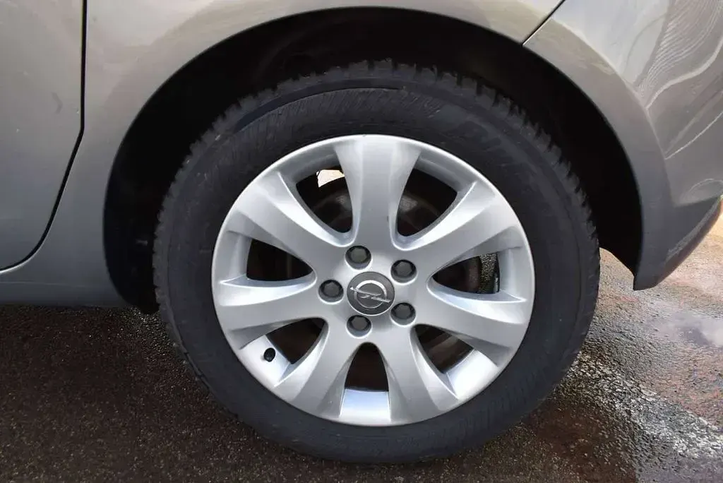 Gebraucht Opel Meriva Cosmo 110 PS (80 kW) 2014 Beige Van / Kleinbus