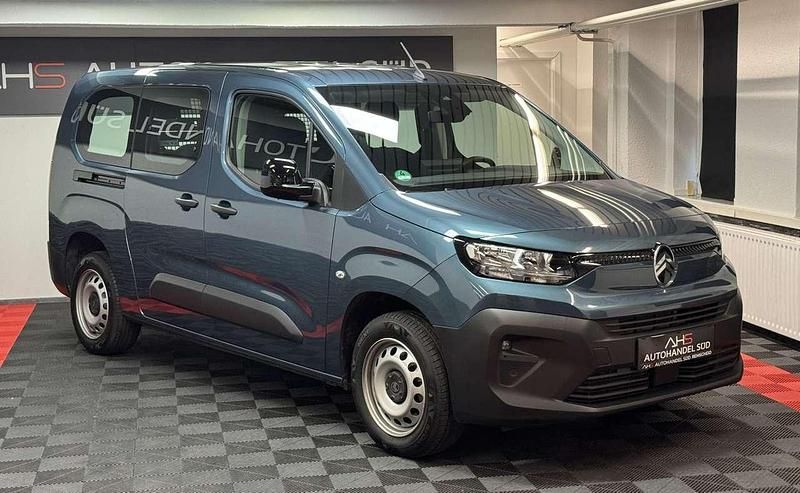 Gebraucht Citroën Berlingo 131 PS (96 kW) 2025 Blau Van / Kleinbus