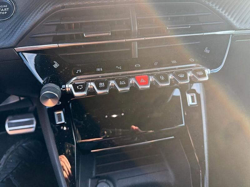 Gebraucht Peugeot 208 GT 131 PS (96 kW) 2023 Kleinwagen
