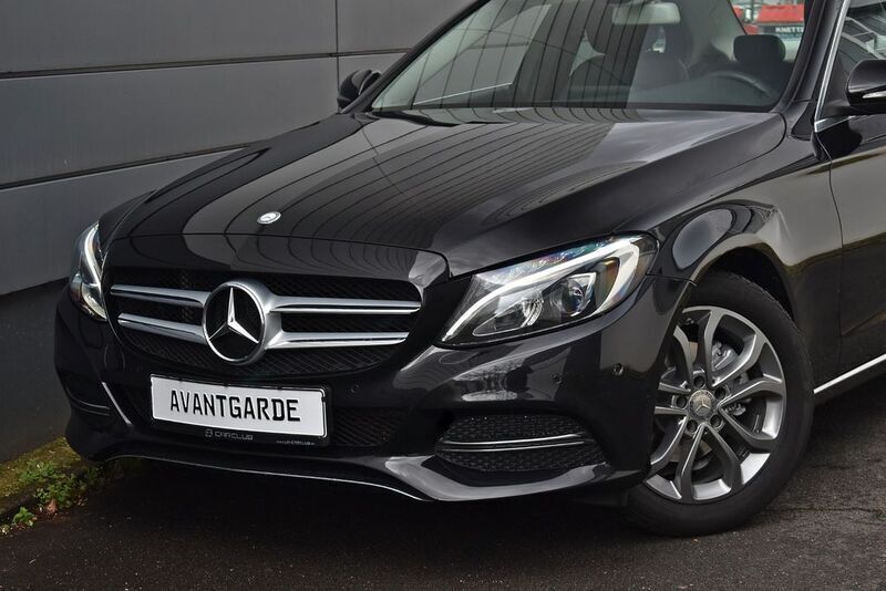 Schwarz Gebraucht 2015 Mercedes C200 Limousine | 14.991 € (Fairer Preis) - Bild 1/4