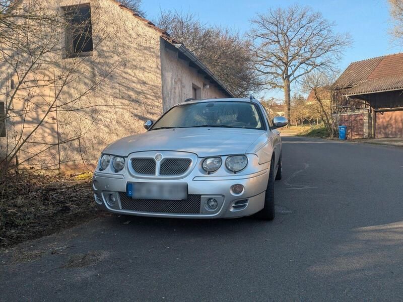 Silber Gebraucht 2003 MG ZT Limousine | 2.200 € - Bild 1/4