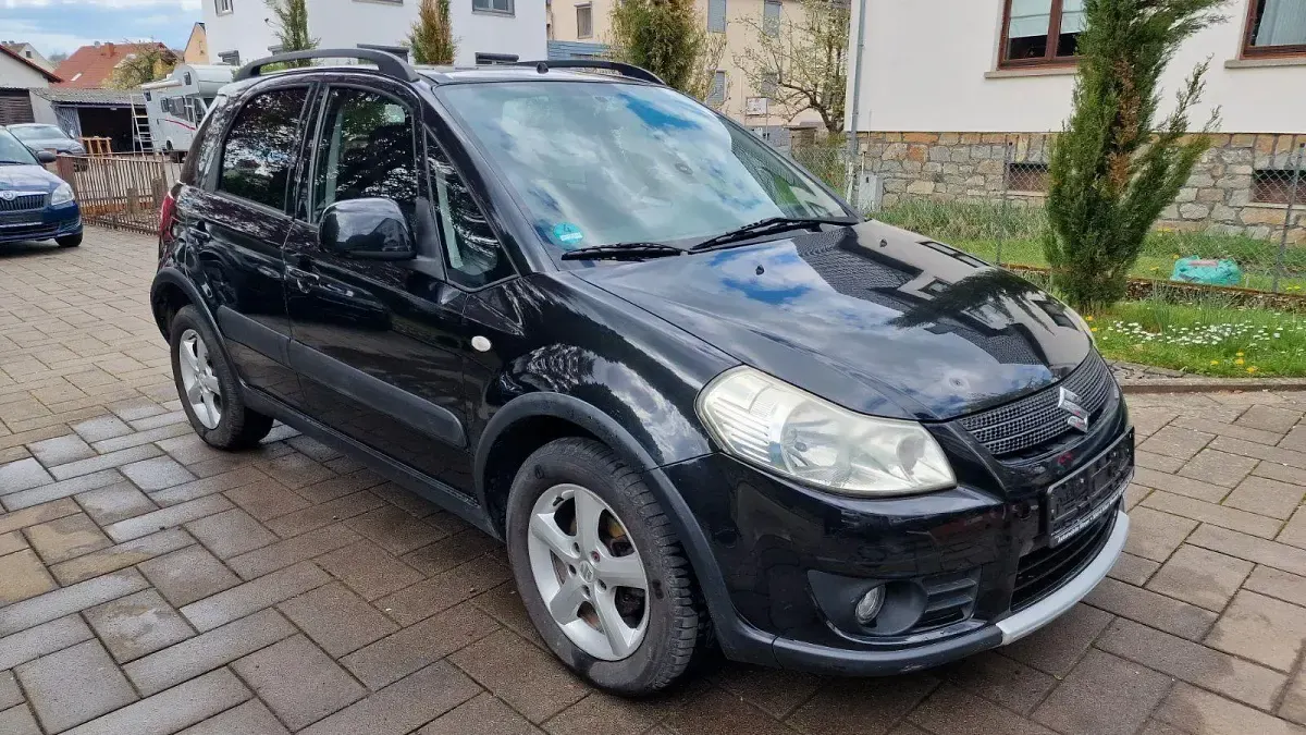 Gebraucht Suzuki SX4 107 PS (78 kW) 2009 Schwarz SUV