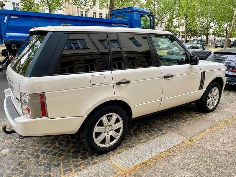 Weiß Gebraucht 2008 Land Rover Range Rover Vogue SUV | 6.500 € (Superpreis) - Bild 1/4