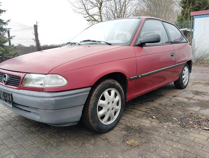 Gebraucht Opel Astra 71 PS (52 kW) 1994 Rot Kombi