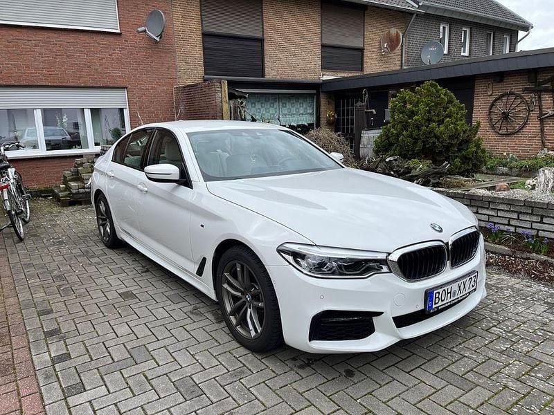 Gebraucht BMW 520 Performance 190 PS (139 kW) 2019 Weiß Limousine