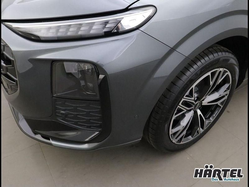 Neu Audi Q3 S-Line 150 PS (110 kW) 2025 Daytonagrau perleffekt (grey), pearl effect SUV