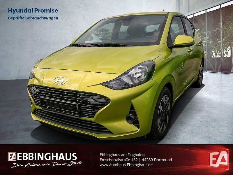 Gelb Gebraucht 2025 Hyundai i10 Trend Kleinwagen | 17.490 € (Etwas zu teuer) - Bild 1/4