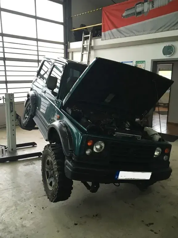 Gebraucht Suzuki Samurai 69 PS (50 kW) 1998 Grün SUV