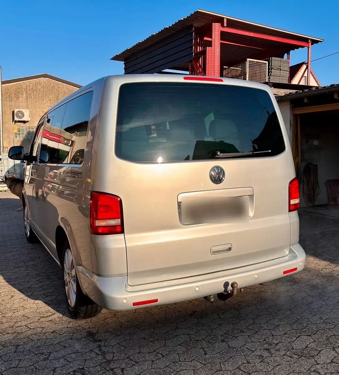 Usata VW T5 Team 179 CV (131 kW) 2010 Argento Furgone