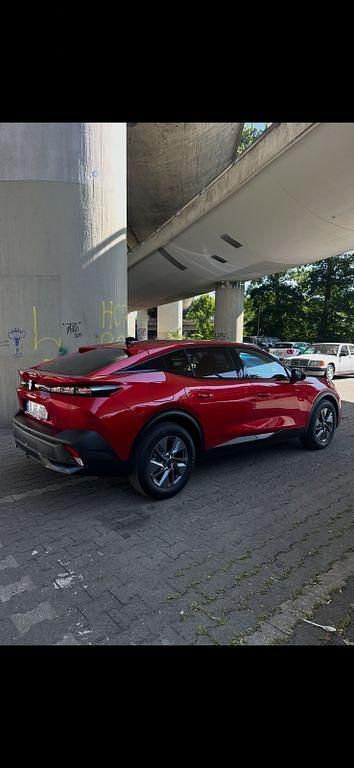 Gebraucht Peugeot 408 Allure 131 PS (96 kW) 2024 Rot Limousine