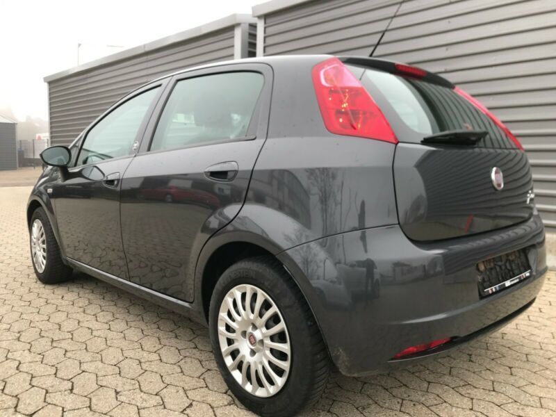 Verkauft Fiat Grande Punto 1.2Ltr Basi., gebraucht 2011