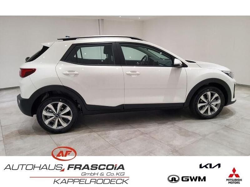 Uusi Kia Stonic Vision 101 HP (74 kW) 2025 Valkoinen Katumaasturi