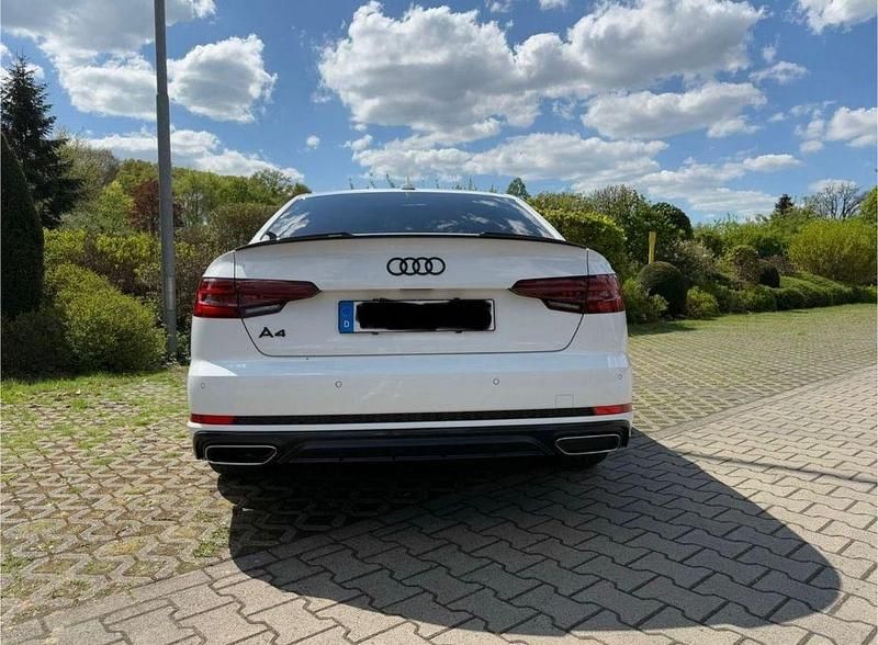 Gebraucht Audi A4 S-Line 190 PS (139 kW) 2019 Weiß Limousine