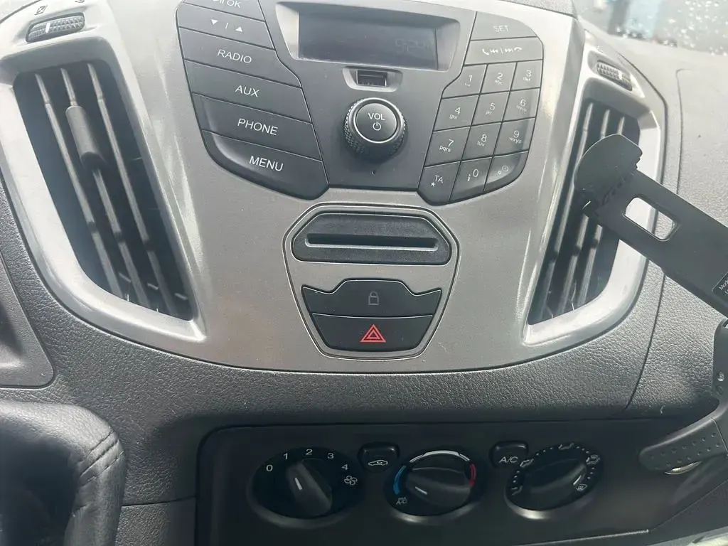 Gebraucht Ford Transit Custom 125 PS (91 kW) 2015 Weiß Van